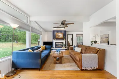 Interior photo 4 of #121 52152 RGE ROAD 225