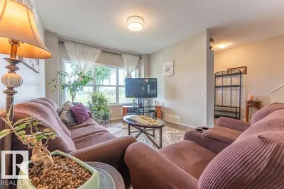Interior photo 4 of 405 ORCHARDS BV SW