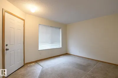 Interior photo 1 of #403 610 KING ST