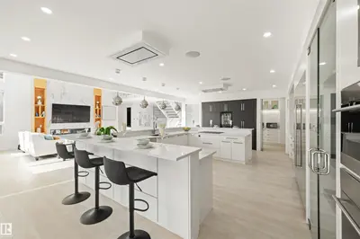 Interior photo 4 of #190 52327 RGE ROAD 233