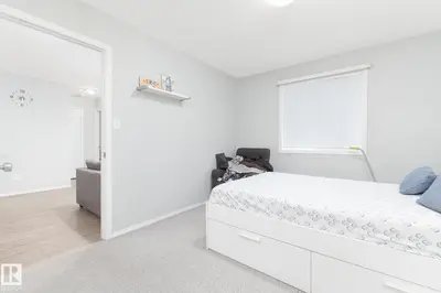 Interior photo 2 of #418 4310 33 ST