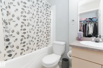 Interior photo 4 of #418 4310 33 ST