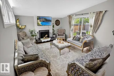 Interior photo 1 of 11940 152B AV NW