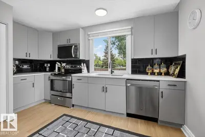 Interior photo 2 of 11940 152B AV NW