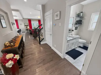 Interior photo 4 of 23 DILLWORTH CR