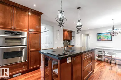 Interior photo 4 of 5803 51 AV