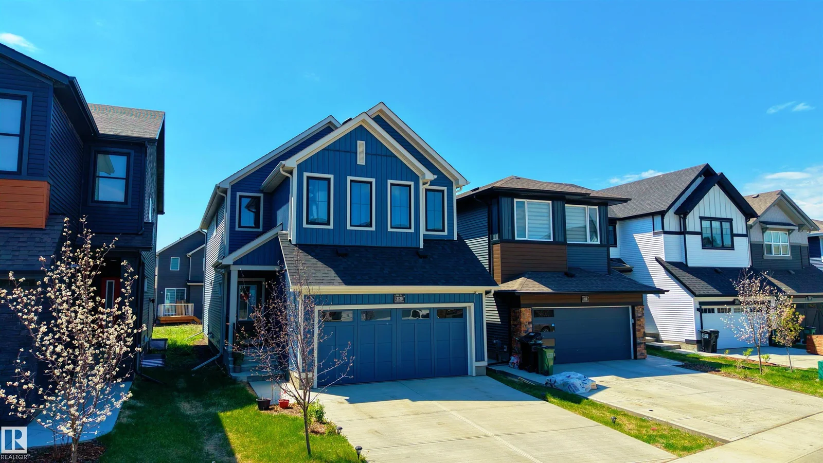2120 MUCKLEPLUM CR SW, Edmonton - 4 bedroom Detached Single Family for sale