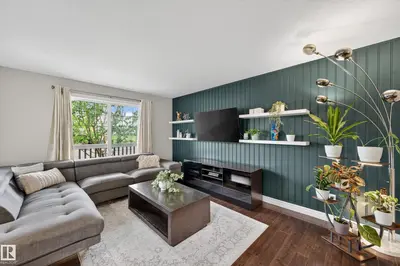 Interior photo 3 of 2619 12 ST NW