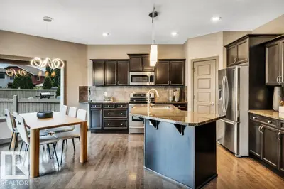 Interior photo 2 of 1107 CHAHLEY CT NW