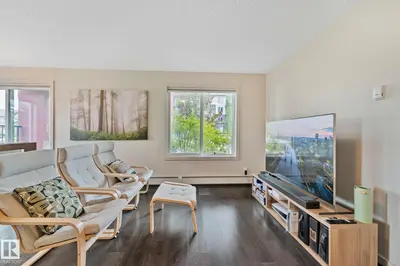 Interior photo 1 of #118 5521 7 AV SW