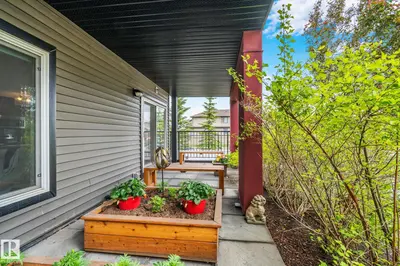 Interior photo 3 of #118 5521 7 AV SW