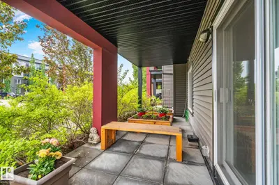 Interior photo 2 of #118 5521 7 AV SW