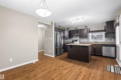 Interior photo 2 of 809 37A AV NW