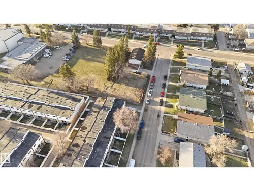 13908 64 ST NW, Edmonton - $489,900