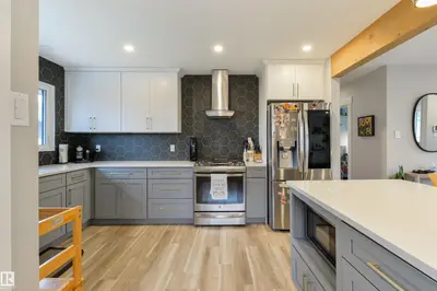 Interior photo 2 of 14307 86 AV NW