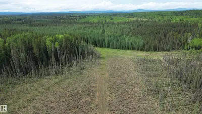 Interior photo 4 of Twp Rd 542