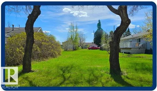 4835 52 AV, Viking - $5,000