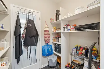 Interior photo 4 of 1823 67 ST SW