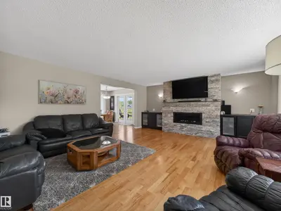 Interior photo 2 of 22048 TWP ROAD 522