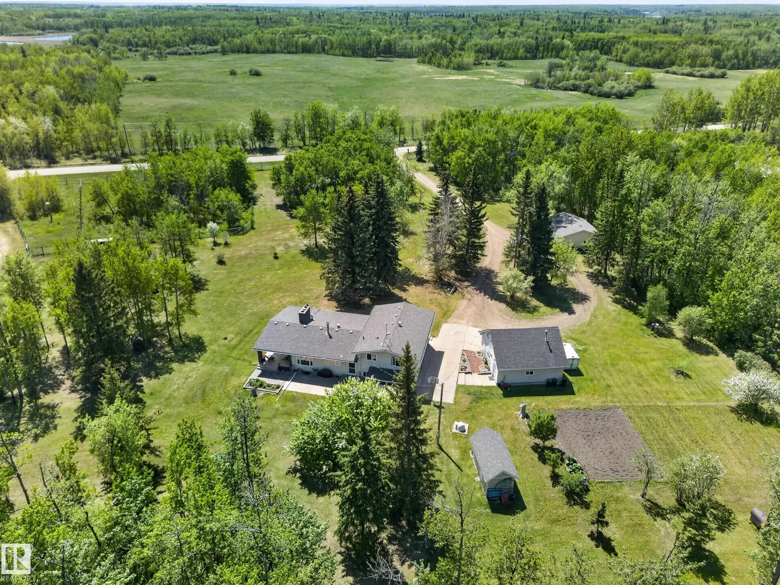 22048 TWP ROAD 522, Rural Strathcona County - 4 bedroom Detached Single Family for sale