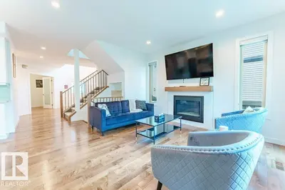 Interior photo 4 of 17347 11 AV SW