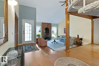 Interior photo 3 of 28 BRAESIDE CR