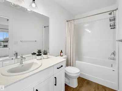 Interior photo 3 of #46 1530 TAMARACK BV NW