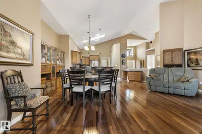 Interior photo 2 of 2318 RUTHERFORD WY SW