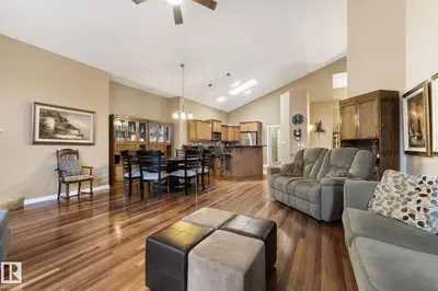 Interior photo 3 of 2318 RUTHERFORD WY SW