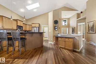 Interior photo 4 of 2318 RUTHERFORD WY SW