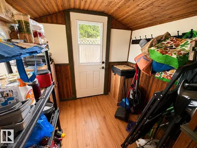 Interior photo 3 of 63102 Rge Rd 451