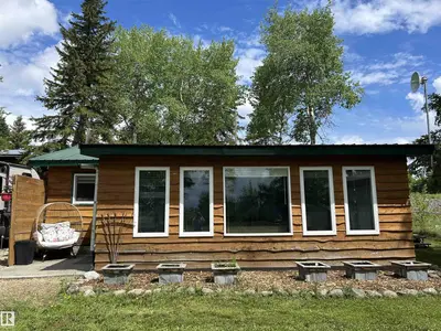 Interior photo 1 of 177 51551 Range Road 212A