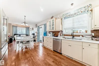 Interior photo 2 of 4811 48 ST