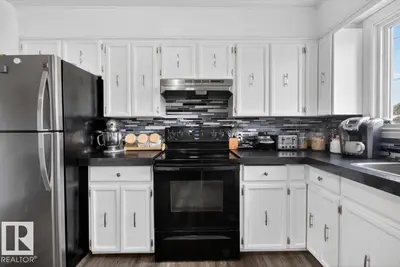 Interior photo 3 of 5311 50 ST