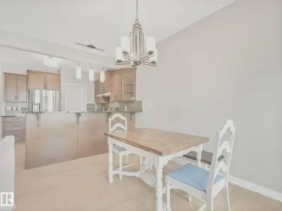 Interior photo 4 of 16124 10 AV SW