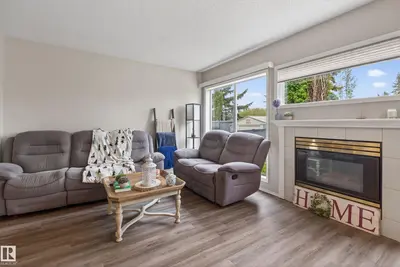 Interior photo 4 of #21 501 YOUVILLE DR E NW