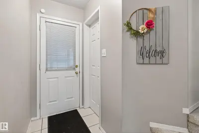 Interior photo 1 of #21 501 YOUVILLE DR E NW