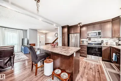 Interior photo 4 of 9921 90 ST