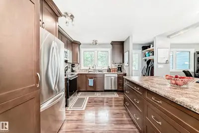 Interior photo 2 of 9921 90 ST