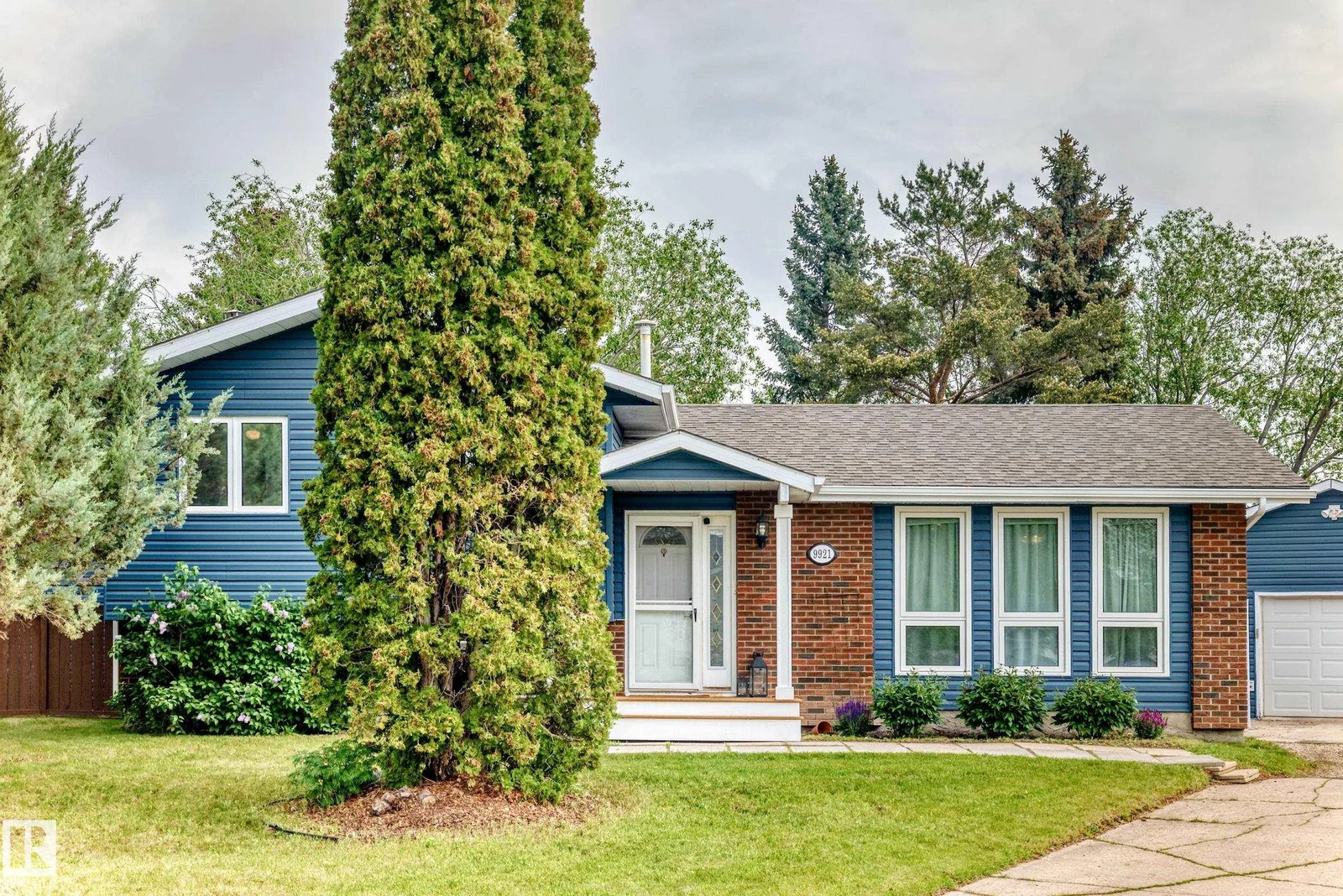 9921 90 ST, Morinville - 4 bedroom Detached Single Family for sale