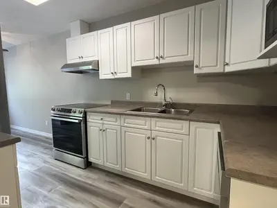Interior photo 4 of #2 61 MICHIGAN ST