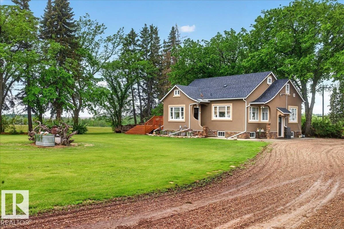 572004 Highway 857, Rural Two Hills County - 4 bedroom Detached Single Family for sale