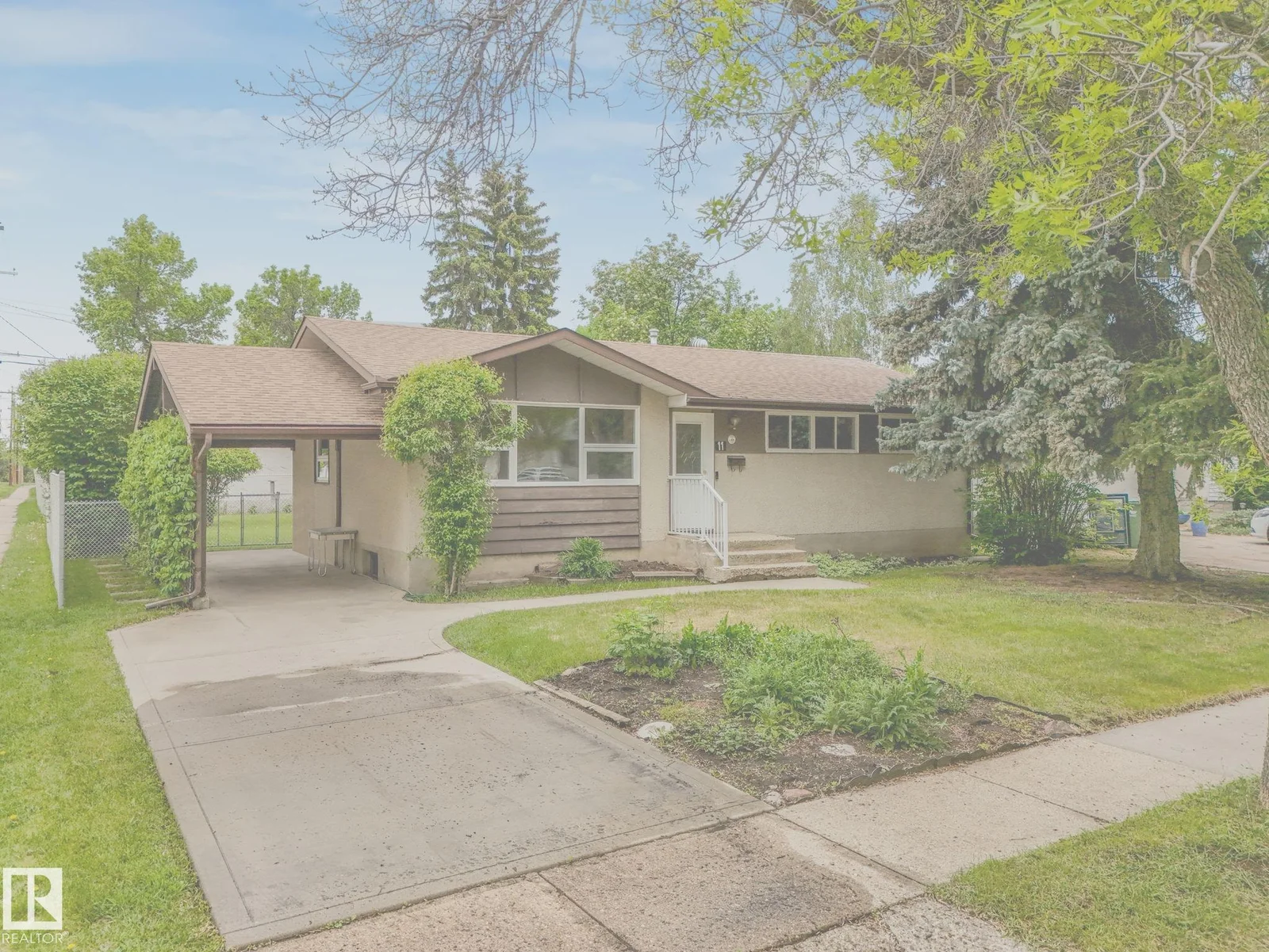 11 SALINA DR, St. Albert - 3 bedroom Detached Single Family for sale