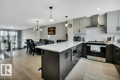Interior photo 2 of 54 NETTLE CR