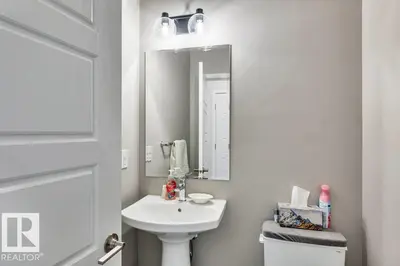 Interior photo 3 of 54 NETTLE CR