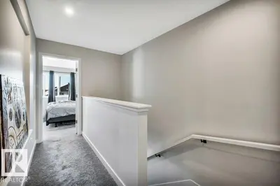 Interior photo 4 of 54 NETTLE CR