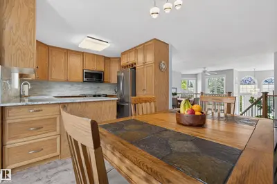 Interior photo 3 of 31 CHARLTON CR