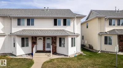 Interior photo 1 of #43 1033 YOUVILLE DR W NW