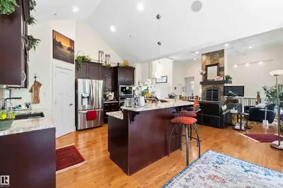 Interior photo 2 of #11 53223 RGE ROAD 264