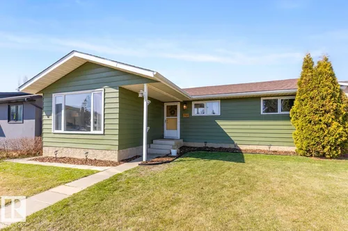 6908 19 AV NW, Edmonton - $465,000